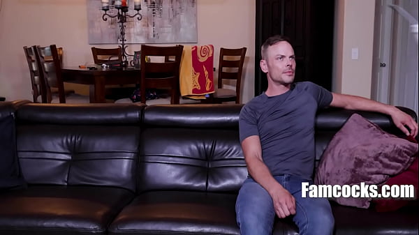 Bardzo praktyczna lekcja ojczyma – Trent Summers, Dakota Lovell