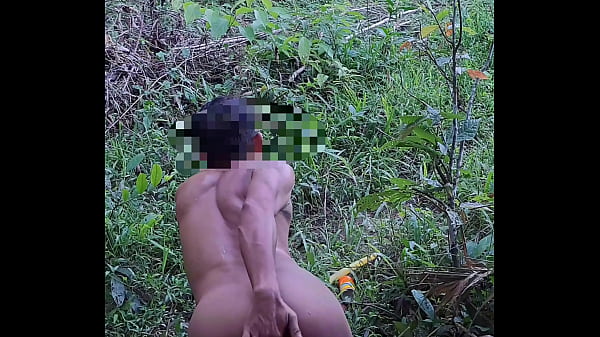 Myanmar gej na zewnątrz solo gra analna