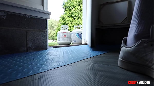 Hazel Hoffman i Colby Chambers pieprzą się w siłowni RAW