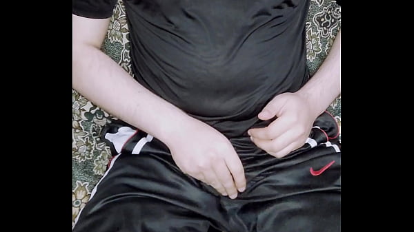 Solo sexy gorący chłopak masturbacja