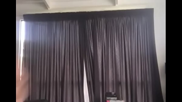 Dziadek znudzony: małe pocieranie, zabawa, vape, fałszywy alarm!