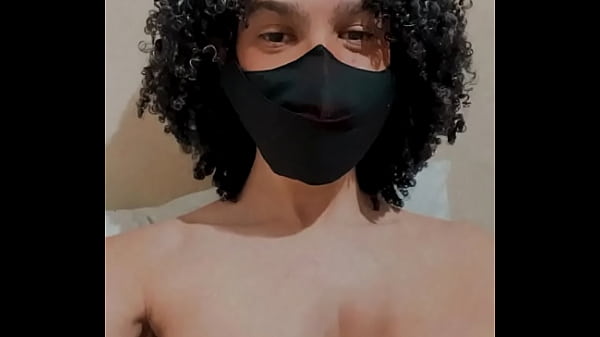 Gorący nowy chłopak popisujący się