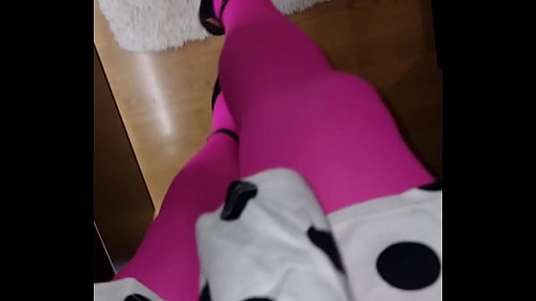 Co masz pod spódnicą? Pas cnoty Sissi. Widziałeś tę sukę, lubię feminizować chłopców?