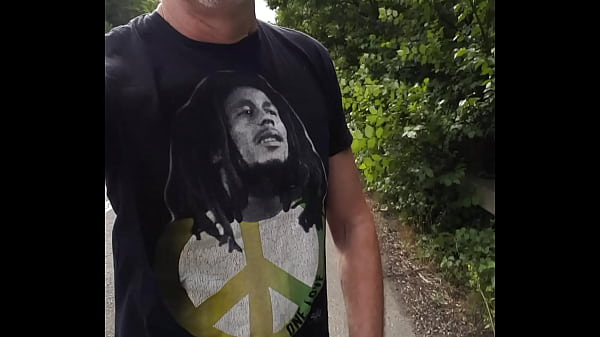 Ekshibicjonizm na świeżym powietrzu