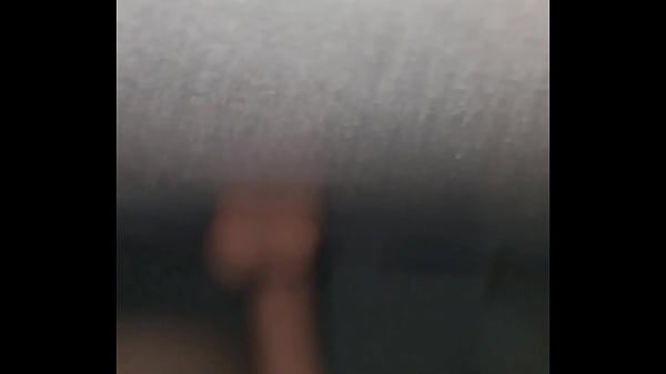 Jestem taka napalona, zerżnij mój tyłek!