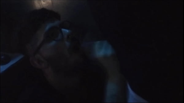 Ssanie w miejscach publicznych