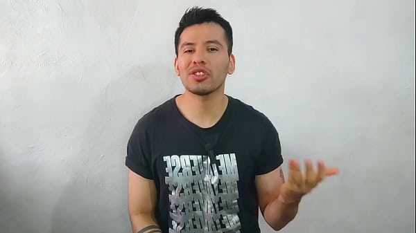 Żonaty strażak zostaje spenetrowany od tyłu przez 20-centymetrowego, twardego kutasa kolegi z pracy! Seks historia