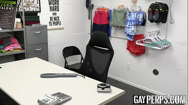 Chase Rivers i Troy Harlow ukarani przez BBC Devin Trez