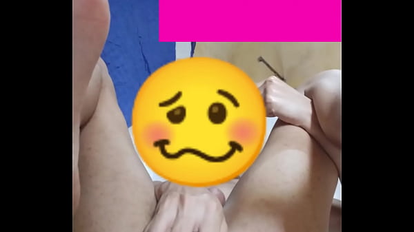 gejowska dziwka w majtkach jęcząca dużo z dildo w dupie