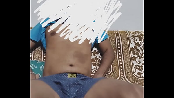 Indyjski gej brahmin gandu chłopiec palcujący jego dupek po pieprzonej sesji z precum i małym kutasem