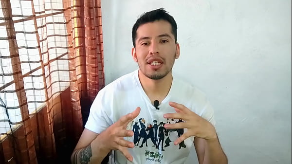 Klient prosi mnie o masaż terapeutyczny, a ja wykonuję mu szczęśliwy masaż jego wielkiego, żylastego 23-centymetrowego kutasa! Seks historia