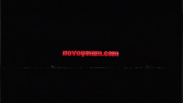 Kochające orgie świnie uwielbiają być w centrum uwagi