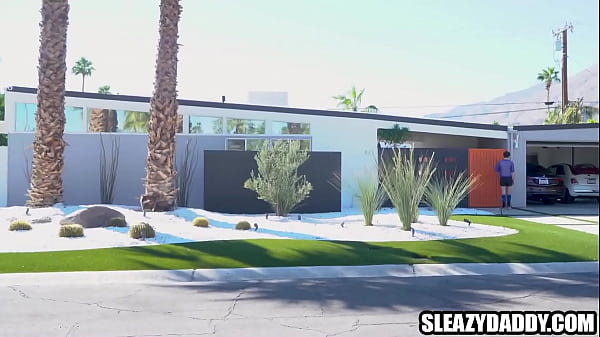 Pasierb homoseksualisty poprawiający samopoczucie ojczyma