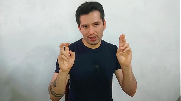 Pielęgniarka jest penetrowana przez pacjenta z grubym kutasem w gabinecie lekarskim w nocy!!!! Historia naśladowcy