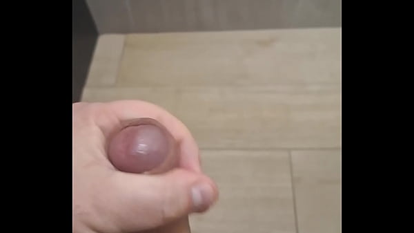 Piła w łazience