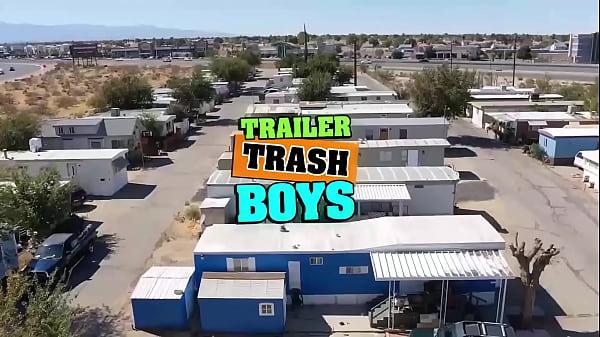 TRAILERTRASHBOYS Gejowskie przystojniaki Jax Thirio i Ty Roderick Breed