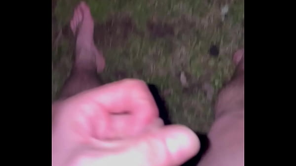 Twink Publiczna masturbacja