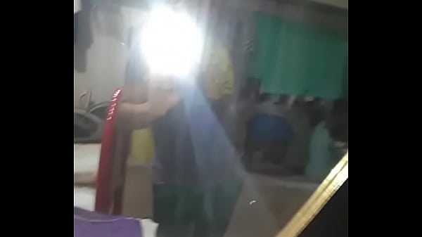 ZAROZUMIAŁY MĘŻCZYZNA PO RAZ PIERWSZY WYPRÓBOWUJĄCY SWOJĄ ZABAWKĘ EROTYCZNĄ (PREQUEL)